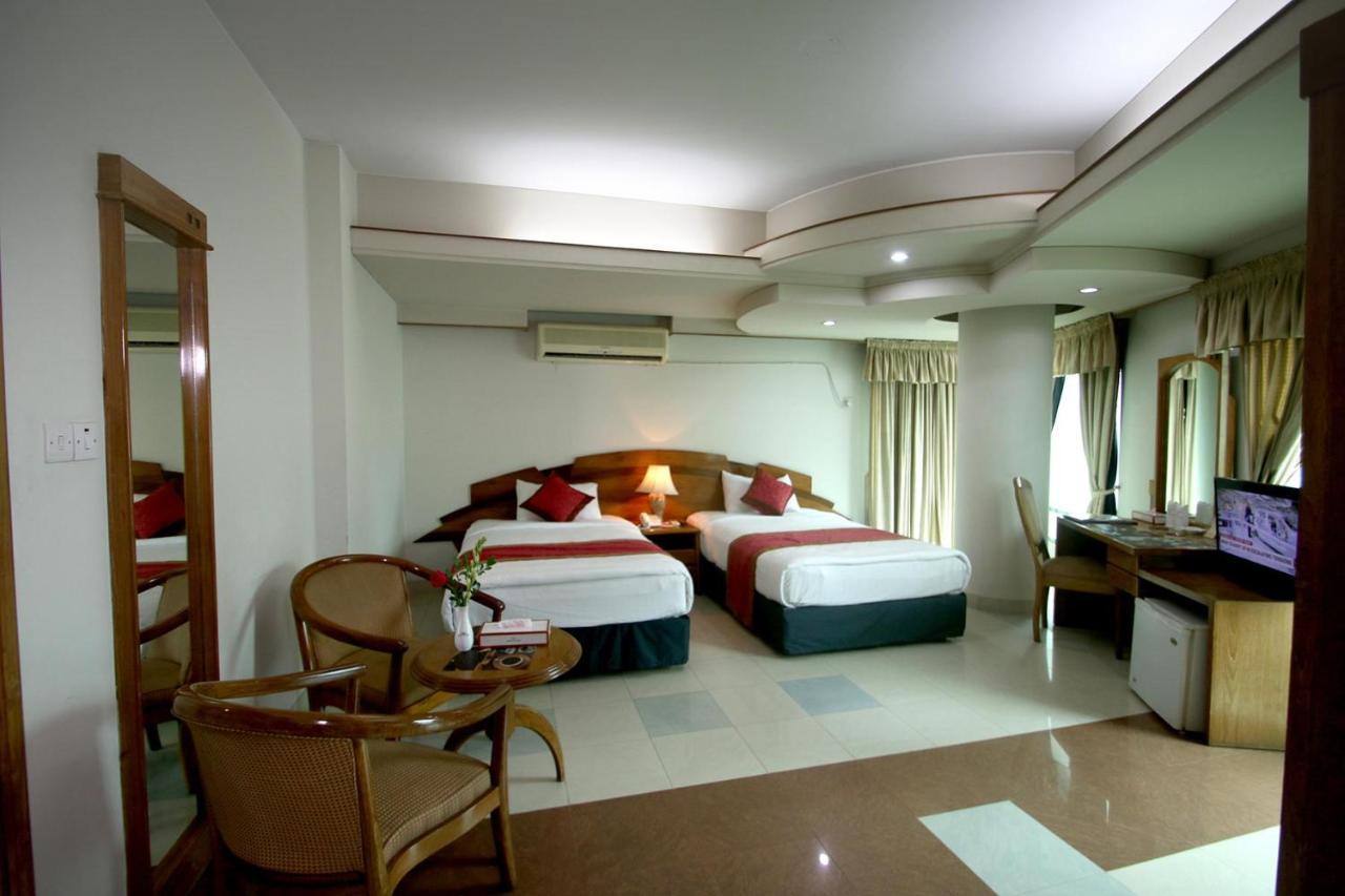 Hotel Victory - Best In City Center ธากา ภายนอก รูปภาพ